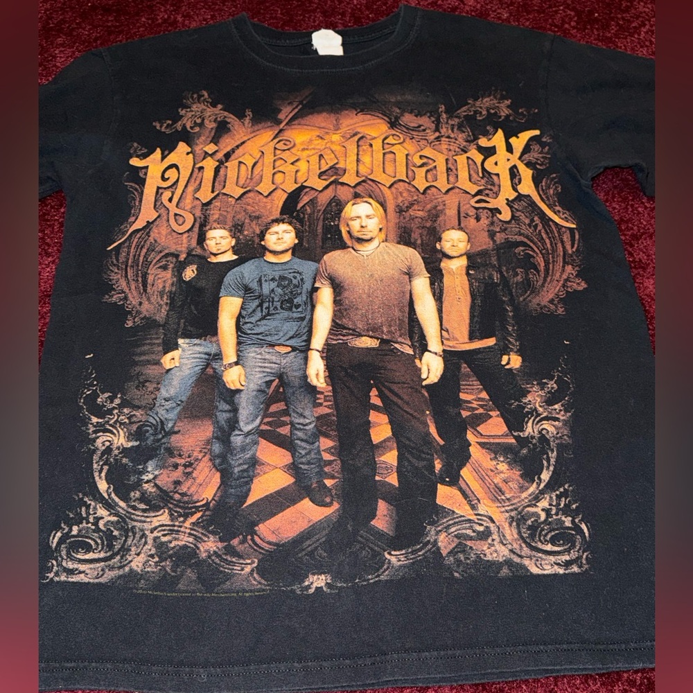 Nickelback - Tour 2010 - Black Shirt - M - Anvil Vintage Band Tshirt Adult